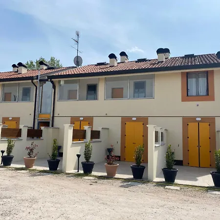 Gold Oasi - Business Solution Appart hôtel 3*