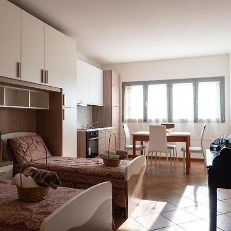 Gold Oasi - Business Solution Apartahotel Ferrara