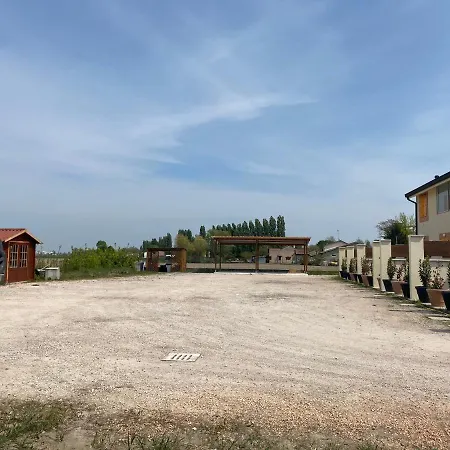 Apartahotel Gold Oasi - Business Solution Ferrara