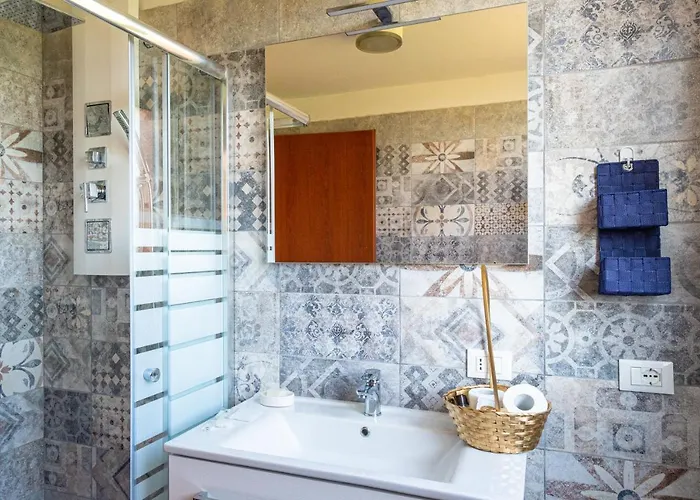 Gold Oasi - Business Solution 아파트호텔 3*